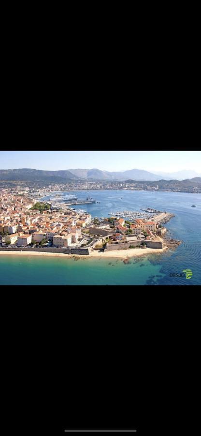 Ajaccio Magnifique T2 45M2 Neuf 5 Personnes Clim Wifi Stationnement Gratuit Centre Ville Plage A 300M 外观 照片